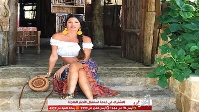 ببلوزة وجيبة.. لاميتا فرنجية تفاجئ متابعيها بأحدث صورها