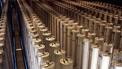 تقرير: إيران تجاوزت حدود مخزون اليورانيوم المخصب