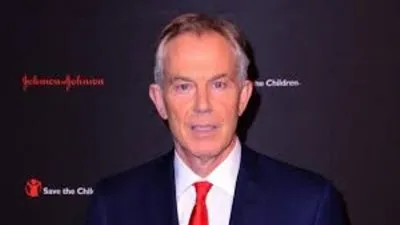 توني بلير لحزب العمال البريطاني: لا تسقط في 