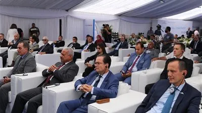 افتتاح خط المرايات بمصنع سان جوبان للزجاج بالسويس (صور)