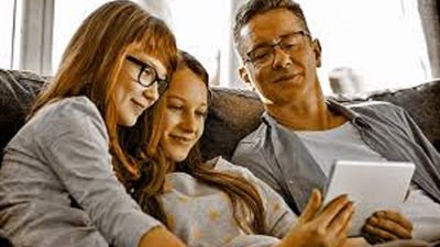 نصائح للتعامل مع الأبناء في فترة المراهقة 