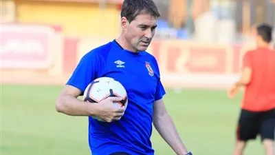 كيف يكسب فايلر ود جماهير الأهلي ؟