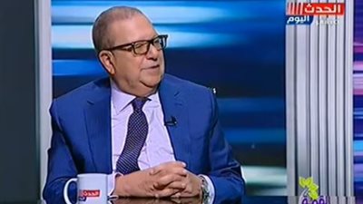 خبراء يكشفون تأثير تحرير سعر الدولار الجمركي على الأسعار (فيديو)