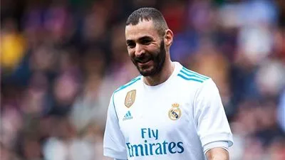 كريم بنزيمة يوجه رسالة إلى جماهير ريال مدريد بشأن مستقبله مع النادي