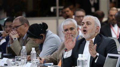 ظريف يطالب وكالة الطاقة الذرية بالاستمرار في مراقبة الملف النووي بحيادية