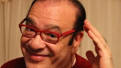 صلاح عبد الله يحتفل بفوز الزمالك من داخل لوكيشن 