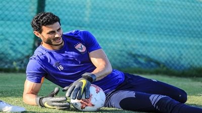الأهلي يختبر محمد الشناوي طبيا