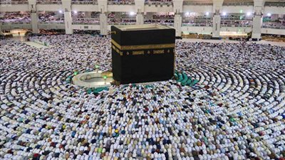 السعودية تصدر قرارًا هامًا بشأن رسوم تكرار العمرة 