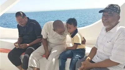 المستشفيات ليس للعلاج فقط.. رحلة بحرية لمرضى الفشل الكلوي بالبحر الأحمر (صور)