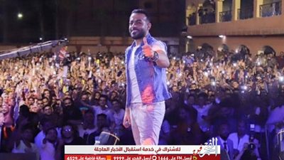 تامر عاشور يتألق في أقوى حفل تخرج لطلاب المنصورة 