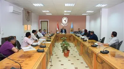 رئيس جامعة سوهاج: توفير كافة احتياجات المدن الجامعية قبل بدء العام الدراسي