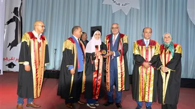 جامعة المنصورة تحتفل وتكرم 150 في تخريج الدفعة 34 كلية تجارة 