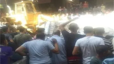 شاهد| لحظة وقوع حادث ميكروباص محور صفط اللبن.. ونجاة مواطن بأعجوبة