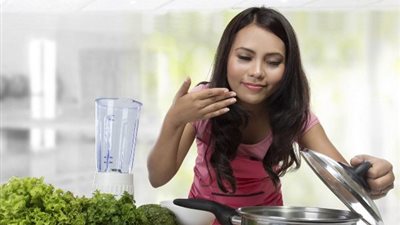 علماء يكشفون حقيقة زيادة الوزن من خلال شم رائحة الطعام