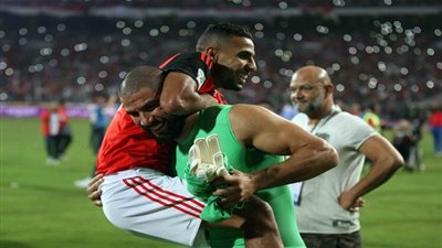 رسالة مؤثرة من شريف إكرامي إلى مؤمن زكريا