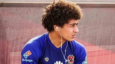 رسالة تقرب نجم الأهلي من الزمالك 