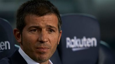 مدرب فالنسيا يرفع راية التحدي قبل مواجهة تشيلسي بدوري الأبطال