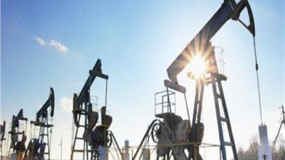 خام برنت يهبط إلى مستويات 65 دولار للبرميل