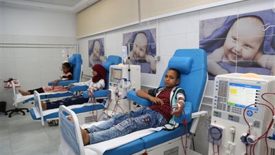 في عهد السيسي| وحدة كلى صناعي وقسم أورام ينهيان أزمات مرضى قنا.. (صور)