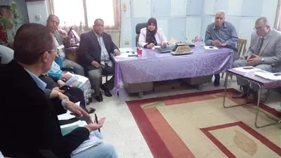 مديرة تعليم السويس تجتمع بمجلس أمناء المحافظة لوضع آليات التعاون لخدمة العملية التعليمية