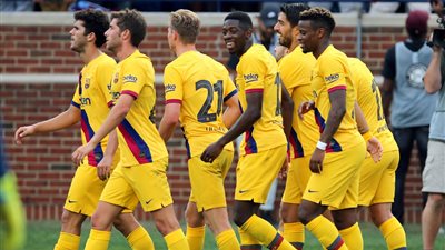 اللصوص يُطاردون نجوم برشلونة !