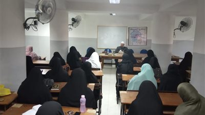 وكيل أوقاف السويس: يفتتح مركزين لإعداد محفظي القرآن الكريم لهذا العام (صور)