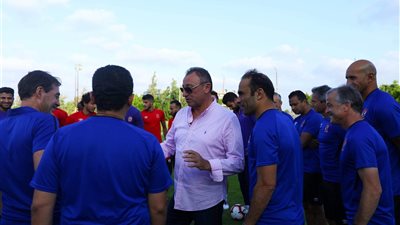 الخطيب يزور معسكر الأهلي في الإسكندرية ويوجه رسالة للاعبين عقب التتويج بالسوبر