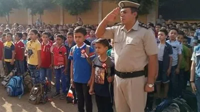 مليون و277 ألف طالب وطالبة ينتظمون في أول أيام الدراسة بمدارس القليوبية (صور)