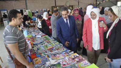 افتتاح معرض 