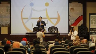مدير صندوق علاج الإدمان: لدينا 27 ألف متطوع لمبادرات التوعية (صور)
