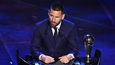 بعد فوز Messi بالكرة الذهبية.. من وقف بجانب ومن خذله في التصويت؟