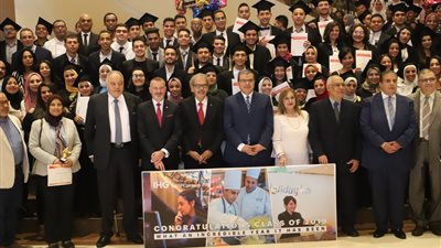 سعفان: ما تقوم به الدولة من مشروعات تخطت 4 تريليون جنيه لتحقيق أحلامكم 