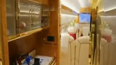 شاهد.. حقيقة فيديو الطائرة الذهبية للرئيس السيسي  (فيديو)