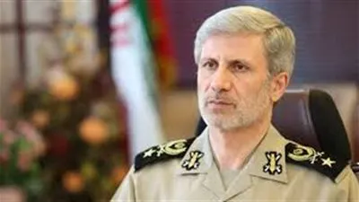 وزير الدفاع الإيراني يرفض أي اتفاق بشأن برنامج الصواريخ النووية