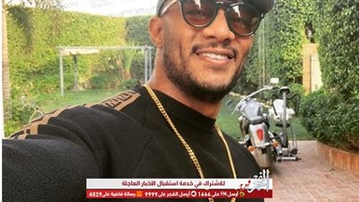 محمد رمضان ينشر فيديو له في طريقه للمنصة: 