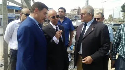 وكيل صحة الشرقية ورئيس مركز الحسينية يتابعان أعمال إنشاء المركز الطبي