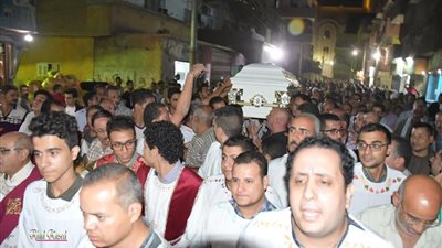 الكنيسة تعلن وفاة القمص يوحنا شحاتة شيخ كهنة طهطا (صور) 