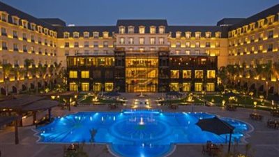 القابضة للسياحة تكشف تأثير إفلاس توماس كوك على فنادق  قطاع الأعمال