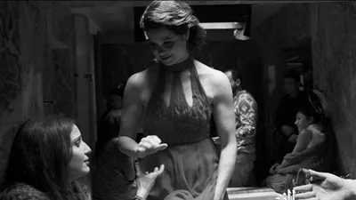 يسرا اللوزي تشكر مصممة الأزياء ياسمين عيسى بهذه الطريقة 