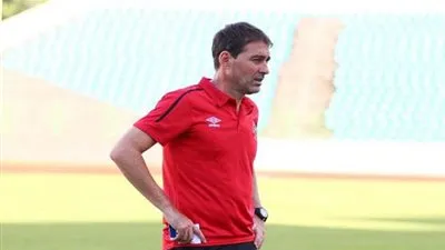 أزمة كبيرة تواجه فايلر في الأهلي