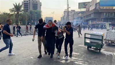 غضب متسارع ومظاهرات عارمة ضد الفساد بالعراق