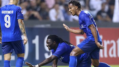 الهلال السعودي يكتسح السد القطري برباعية في عقر داره