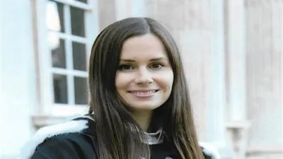  إيران تحرر مواطنان أستراليان اتهما بالتجسس