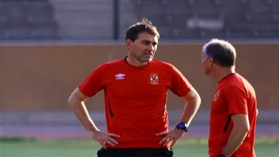 رينيه فايلر يلجأ إلى طريقته الكلاسيكية أمام أسوان