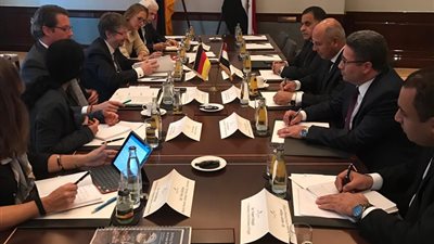 اتفاقية تعاون للاستشارات والتدريب والتعليم بين 