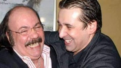 بهذه الكلمات المؤثرة كريم عبد العزيز ينعى الفنان الراحل طلعت زكريا 