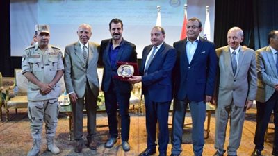 بحضور أبطال فيلم الممر..  جامعة بني سويف تنظم ندوة تثقيفية عن حرب أكتوبر (صور) 