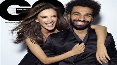 هجوم شرس من إعلامية سعودية على صور محمد صلاح مع عارضة الأزياء البرازيلية