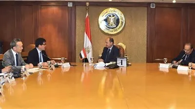 وزير التجارة يبحث مع وفد شركة تويوتا خطة الشركة للتوسع بالسوق المصري خلال المرحلة المقبلة