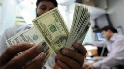 دراسة تؤكد: الخصم المتكرر من الراتب يؤدي إلى مشاكل عقلية خطيرة 